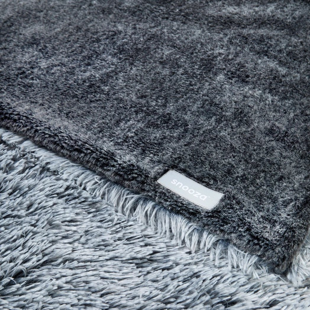 Snooza Calming Pet Blanket – Silver Grey - Ready Steady Pets